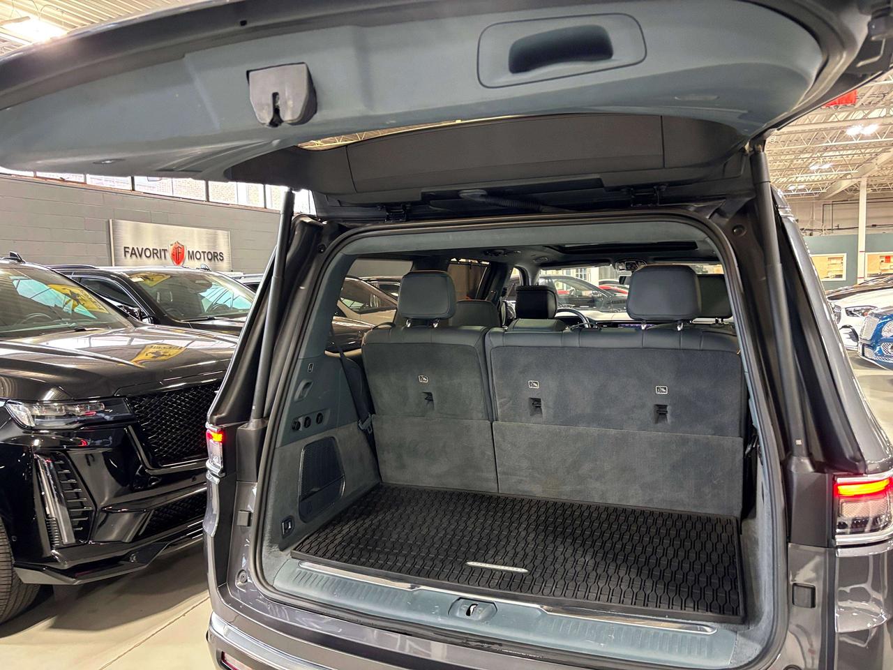 2022 Jeep Grand Wagoneer Series III 4x4|FAMCAM|7PASS|MASSAGE|WOOD|BLUESEATS Photo