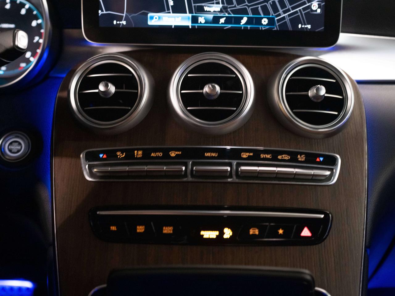 2020 Mercedes-Benz GLC 43 | AMG | PREMIUM & INTELLIGENT DRIVE | 21 IN Photo