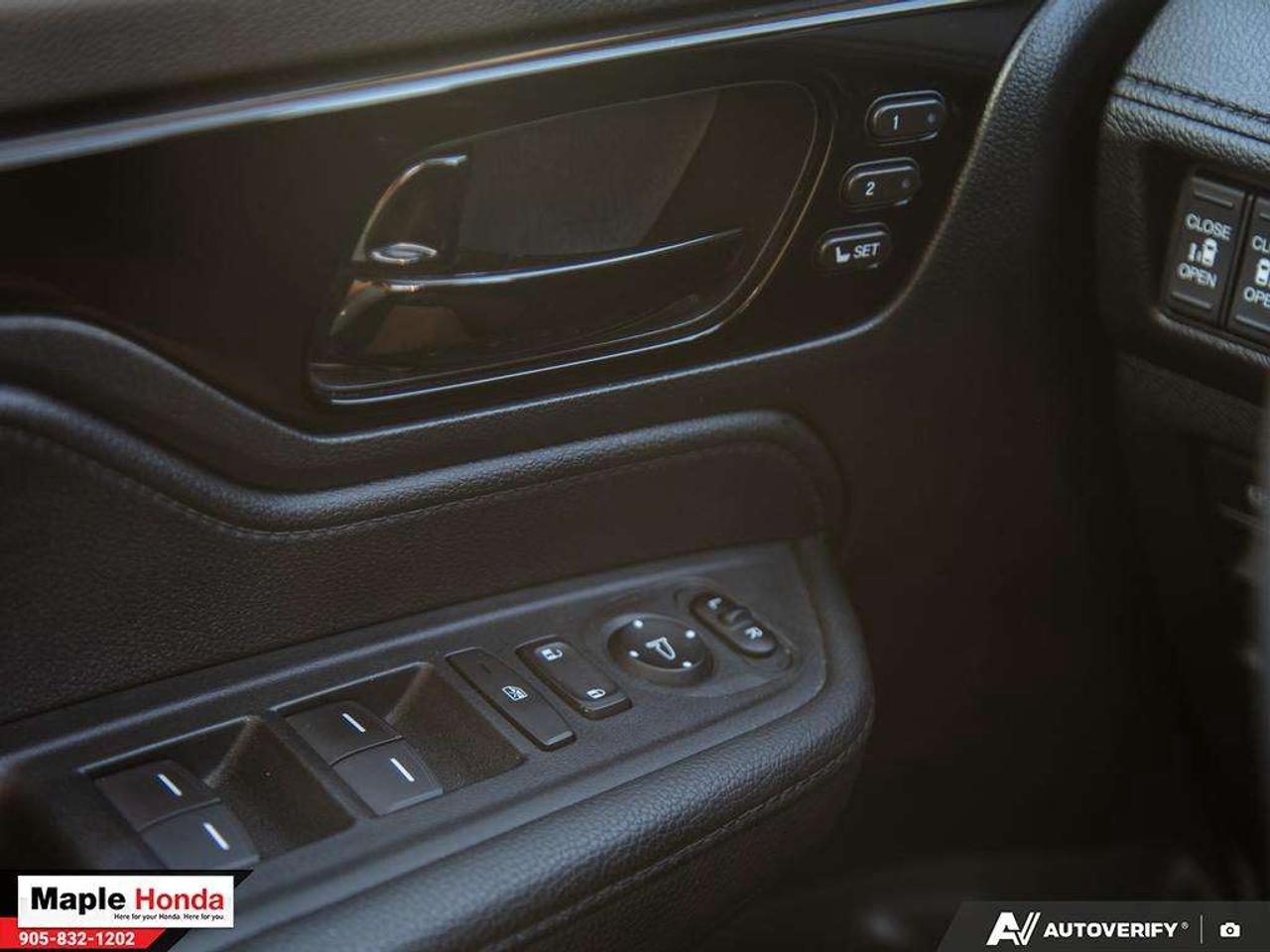 2024 Honda Odyssey Leather Seats| Sunroof| Heated Seats| Heated Steer Photo