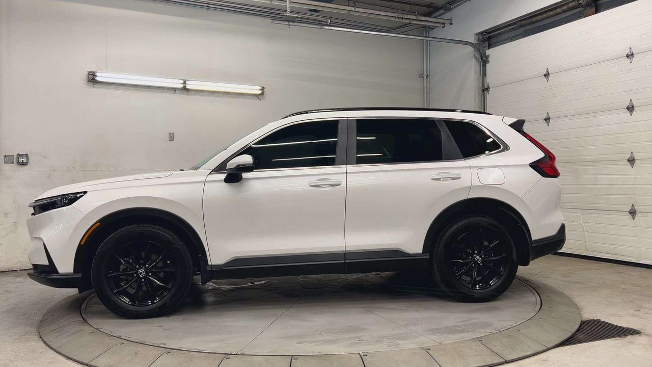 2025 Honda CR-V SPORT AWD | SUNROOF | HTD SEATS | CARPLAY | ALLOYS Photo