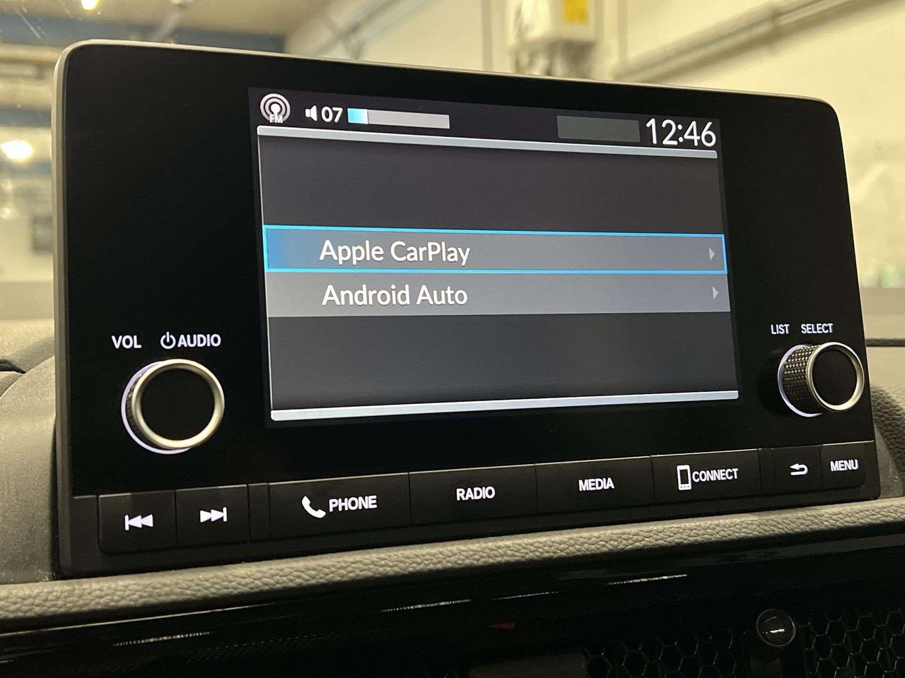 2025 Honda CR-V SPORT AWD | SUNROOF | HTD SEATS | CARPLAY | ALLOYS Photo