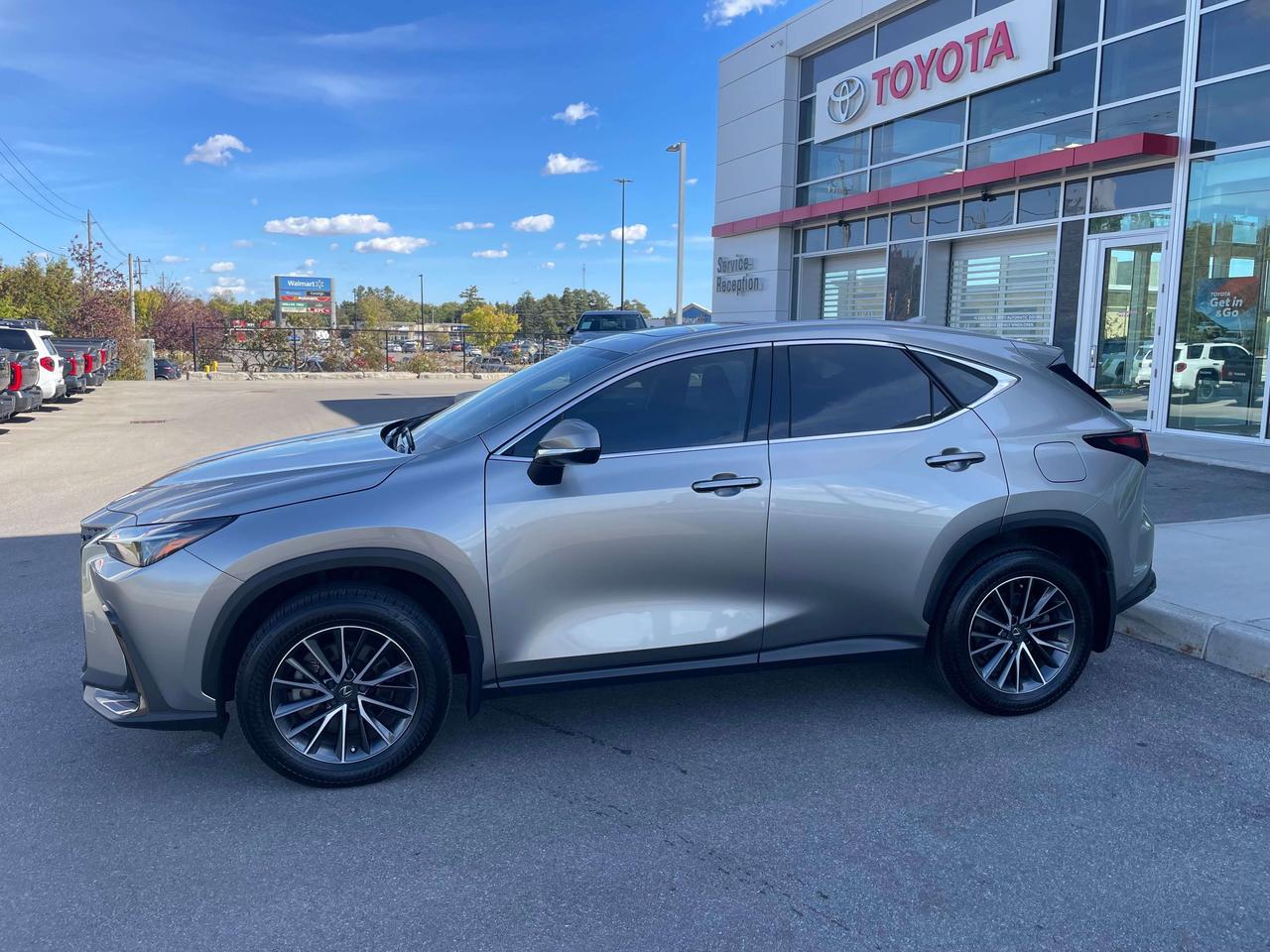2025 Lexus NX NX 450h + AWD Photo2