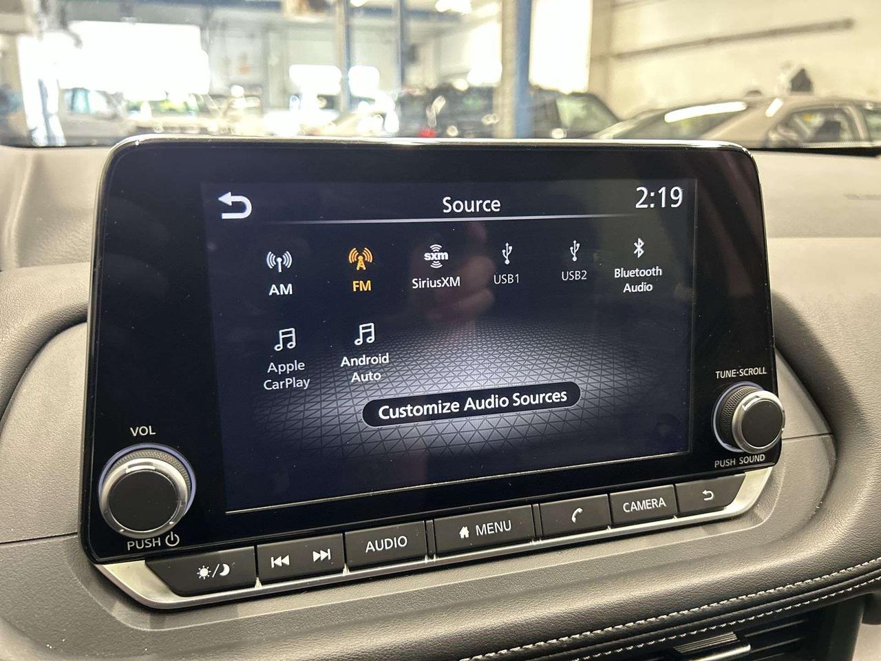 2026 Nissan Rogue SV AWD | PANO ROOF | HTD SEATS | CARPLAY | ALLOYS Photo2