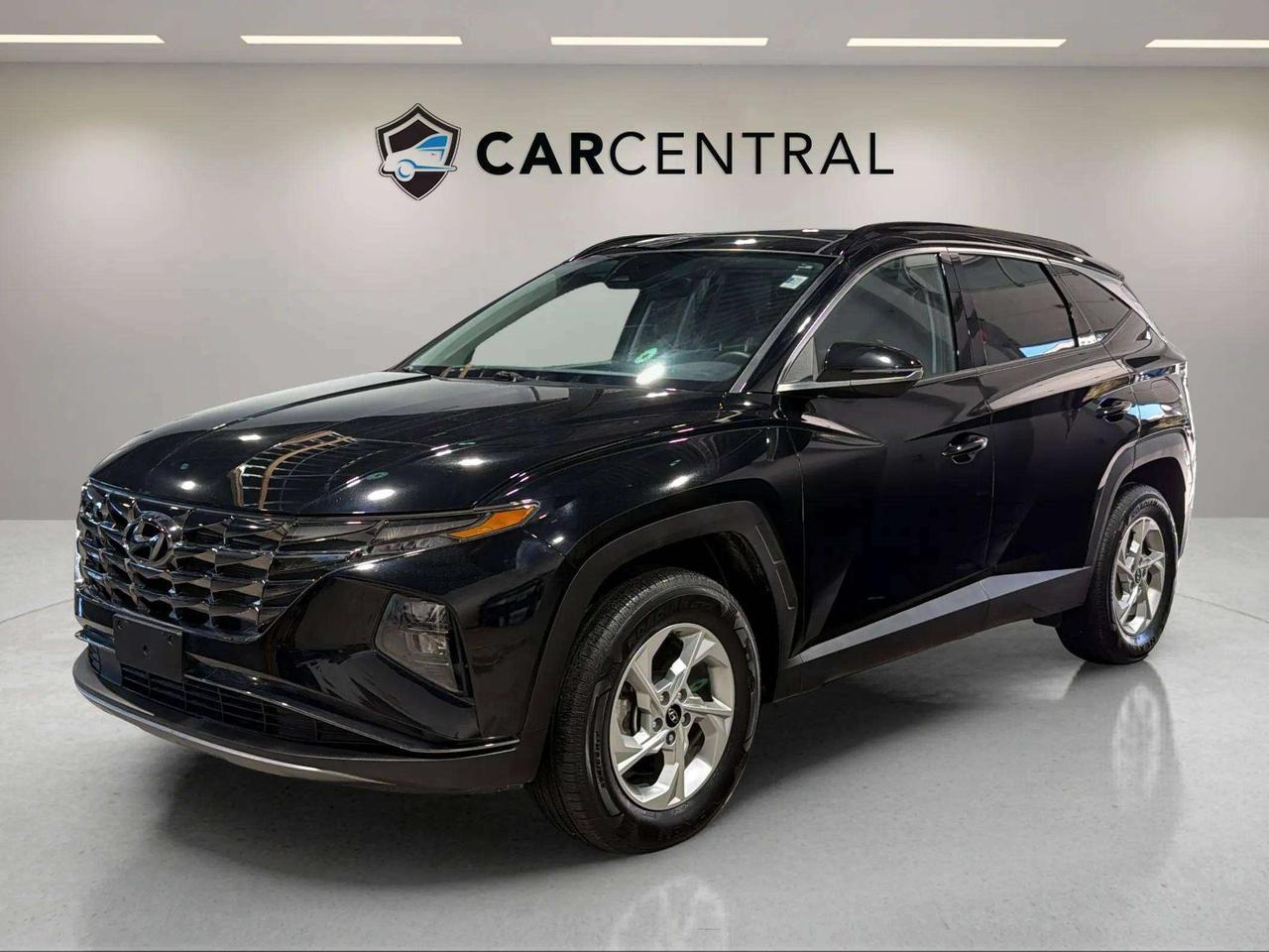 2024 Hyundai Tucson PREFERRED TREND | CLEAN CARFAX | LEATHER | SUNROOF Photo