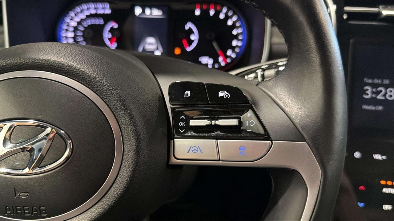 2024 Hyundai Tucson PREFERRED TREND | CLEAN CARFAX | LEATHER | SUNROOF Photo