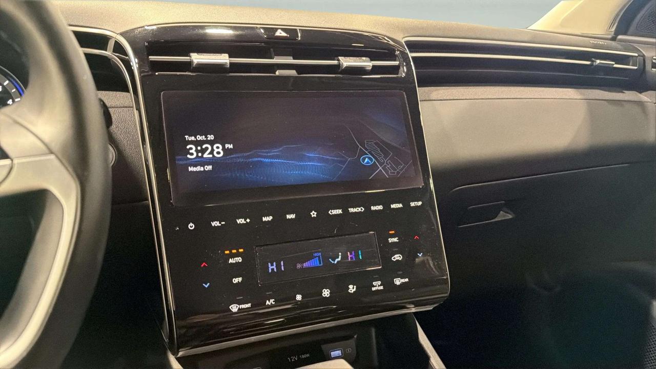 2024 Hyundai Tucson PREFERRED TREND | CLEAN CARFAX | LEATHER | SUNROOF Photo
