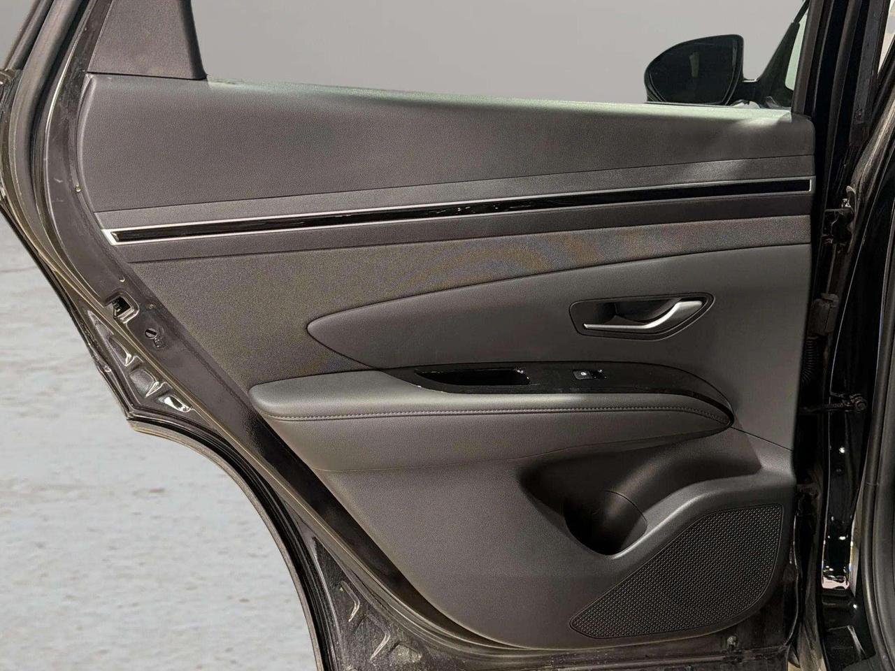 2024 Hyundai Tucson PREFERRED TREND | CLEAN CARFAX | LEATHER | SUNROOF Photo