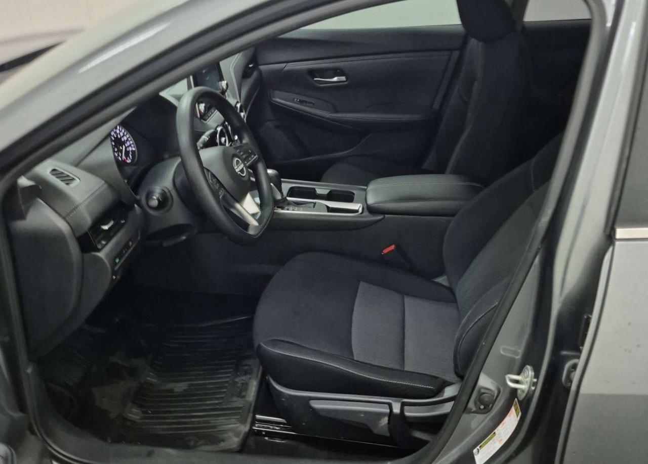 2024 Nissan Sentra SV | SUNROOF | CLEAN CARFAX | HTD SEAT| BLIND SPOT Photo3