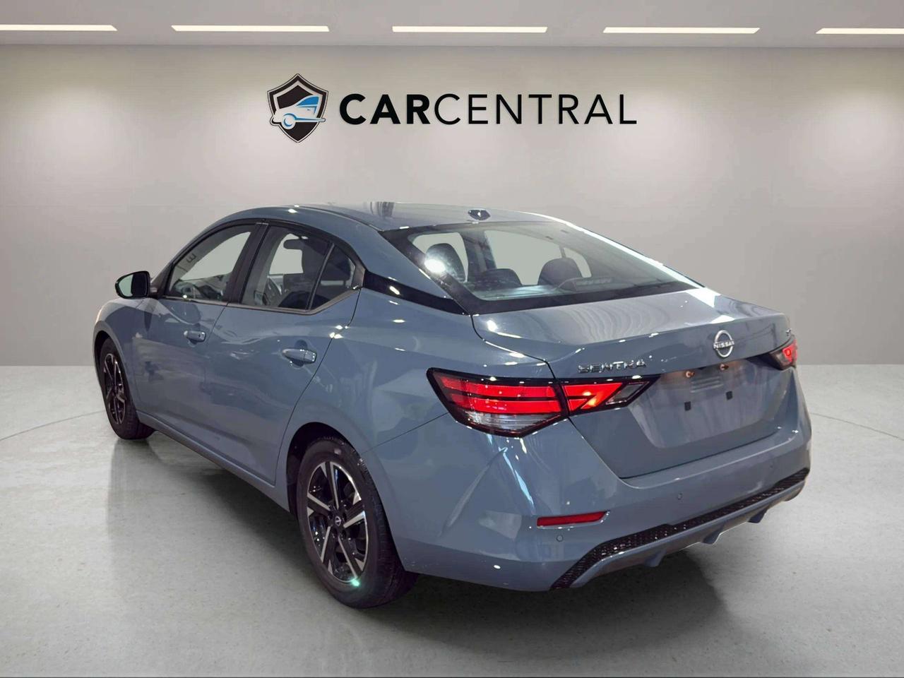 2024 Nissan Sentra SV | SUNROOF | CLEAN CARFAX| BLIND SPOT| HTD SEATS Photo