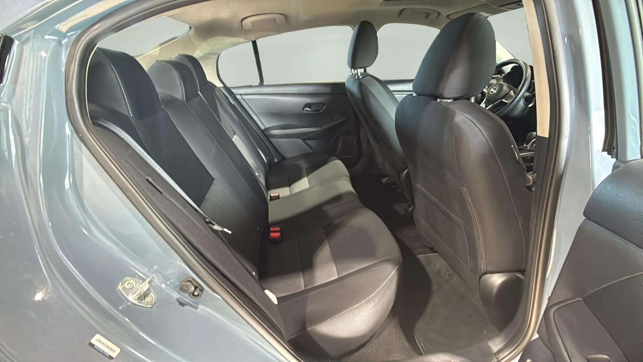2024 Nissan Sentra SV | SUNROOF | CLEAN CARFAX| BLIND SPOT| HTD SEATS Photo