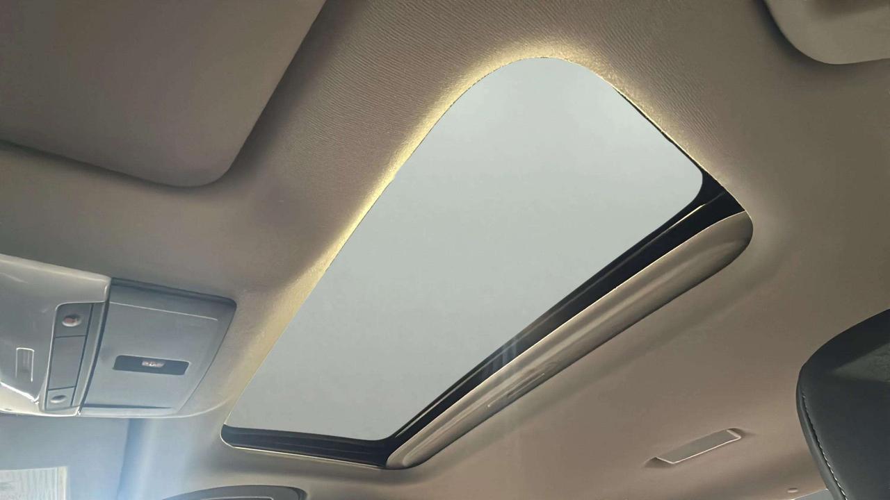 2024 Nissan Sentra SV | SUNROOF | CLEAN CARFAX| BLIND SPOT| HTD SEATS Photo