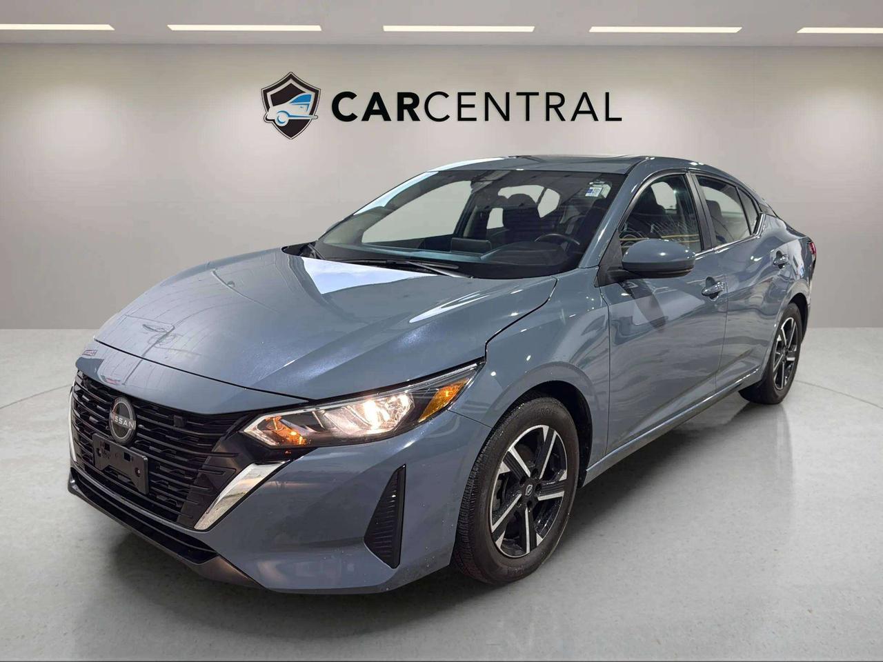 2024 Nissan Sentra SV | MOONROOF | CLEAN CARFAX| HTD SEAT| BLIND SPOT Photo