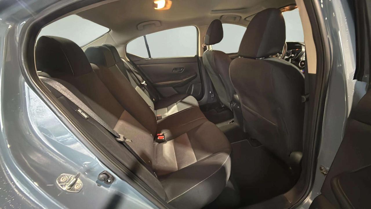 2024 Nissan Sentra SV | MOONROOF | CLEAN CARFAX| HTD SEAT| BLIND SPOT Photo