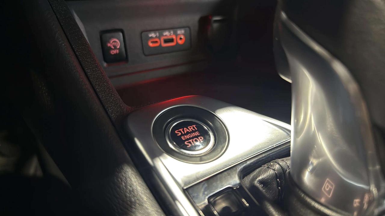 2024 Nissan Sentra SV | MOONROOF | CLEAN CARFAX| HTD SEAT| BLIND SPOT Photo