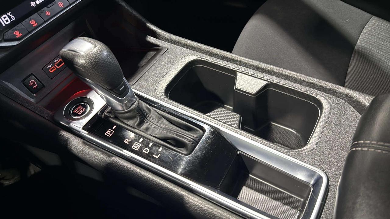 2024 Nissan Sentra SV | MOONROOF | CLEAN CARFAX| HTD SEAT| BLIND SPOT Photo