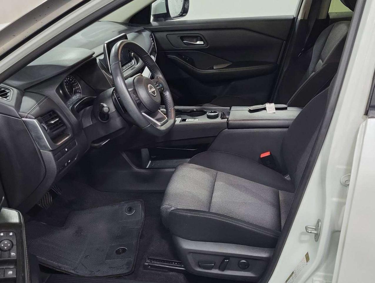 2024 Nissan Rogue SV MOONROOF | CLEAN CARFAX | BLIND SPOT | CARPLAY Photo