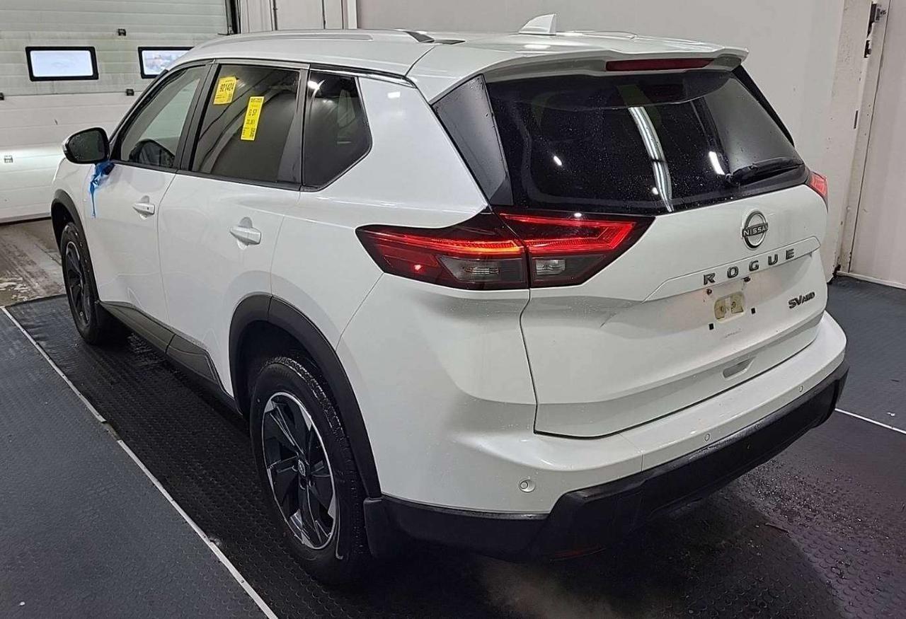 2024 Nissan Rogue SV MOONROOF | CLEAN CARFAX | BLIND SPOT | CARPLAY Photo