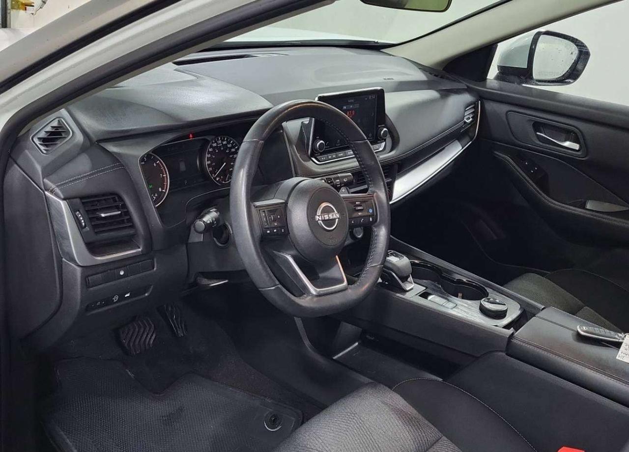 2024 Nissan Rogue SV MOONROOF | CLEAN CARFAX | BLIND SPOT | CARPLAY Photo