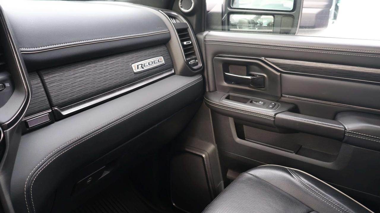 2024 RAM 2500 Rebel | Leather | Sunroof Photo