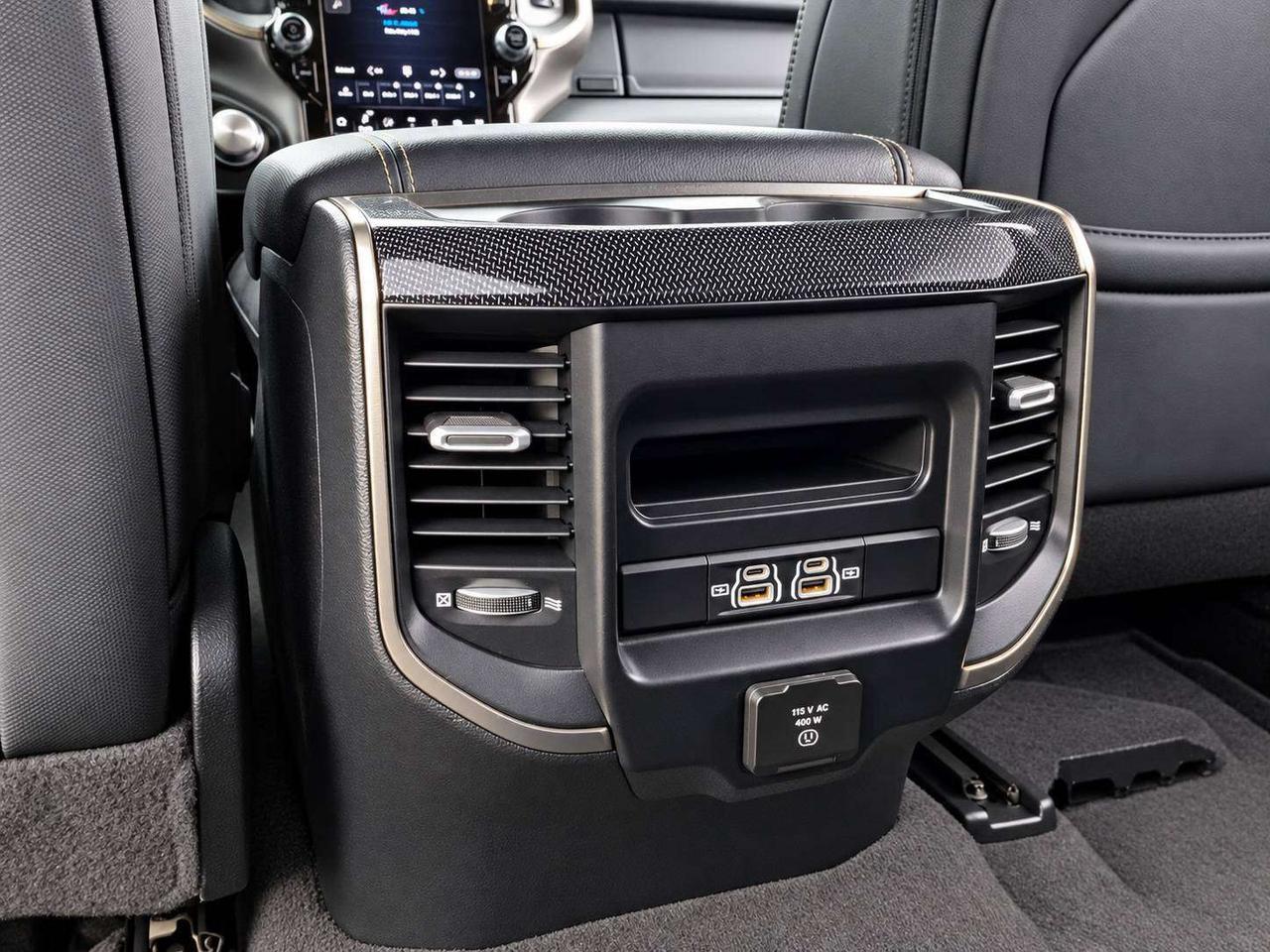 2022 RAM 1500 Sport Crew V8 | 12" NAV | Alpine | Side Steps |4X4 Photo