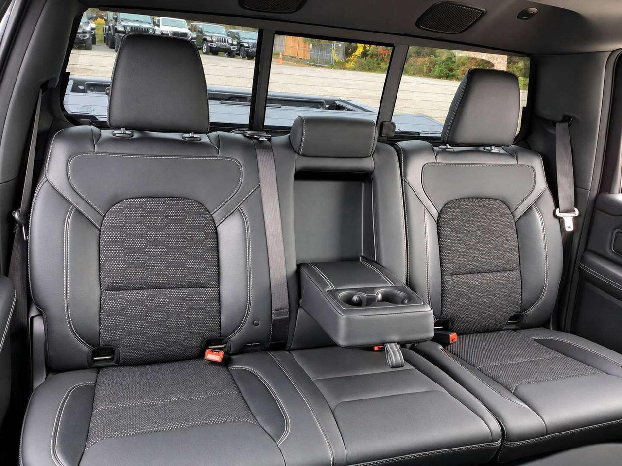 2022 RAM 1500 Sport Crew V8 | 12" NAV | Alpine | Side Steps |4X4 Photo