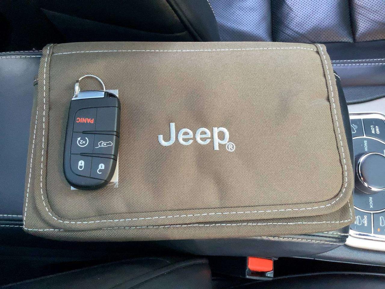 2017 Jeep Grand Cherokee Overland V6 | AS IS | 4X4 Photo