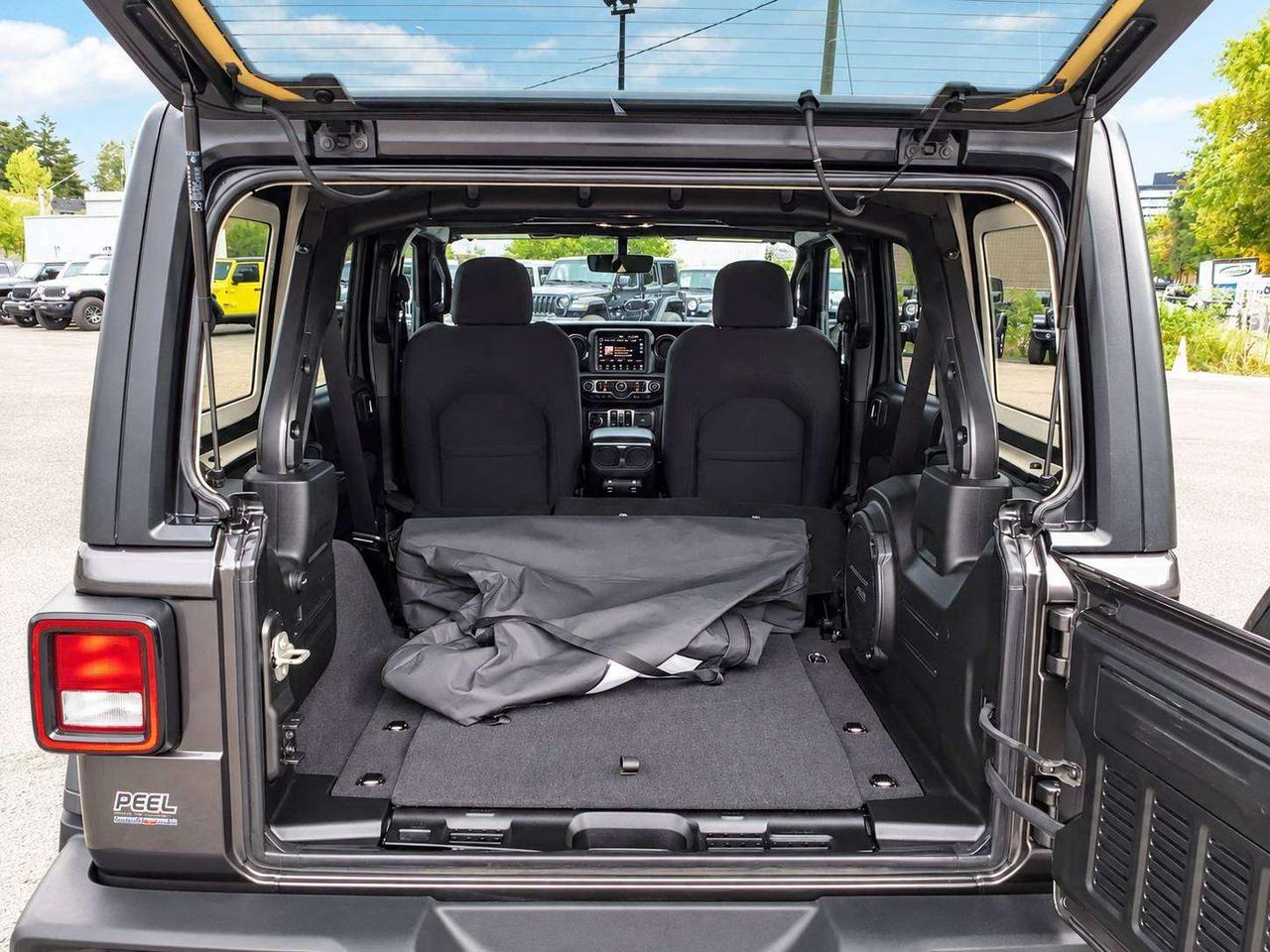 2023 Jeep Wrangler Sport Altitude V6 |Cold Weather |NAV |Alpine |4X4 Photo