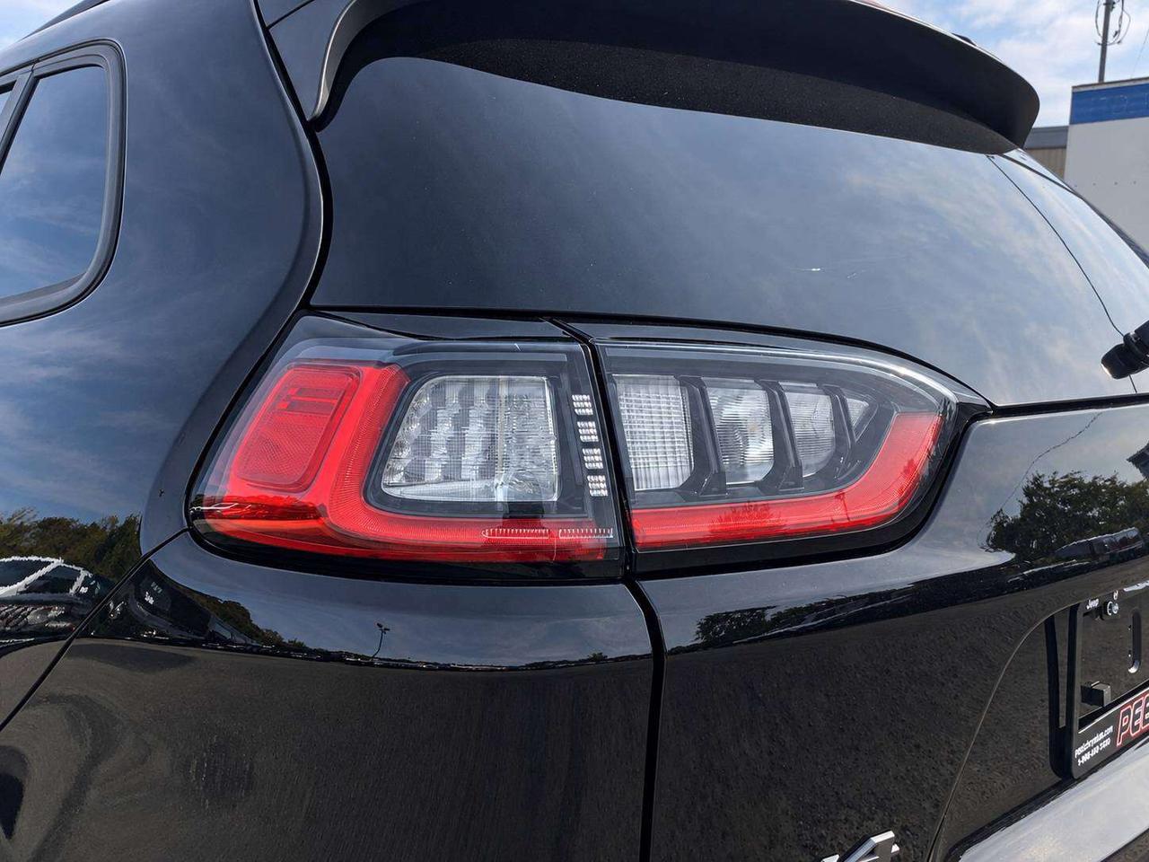 2019 Jeep Cherokee Trailhawk Elite | Vented Leather | Panoroof | 4X4 Photo