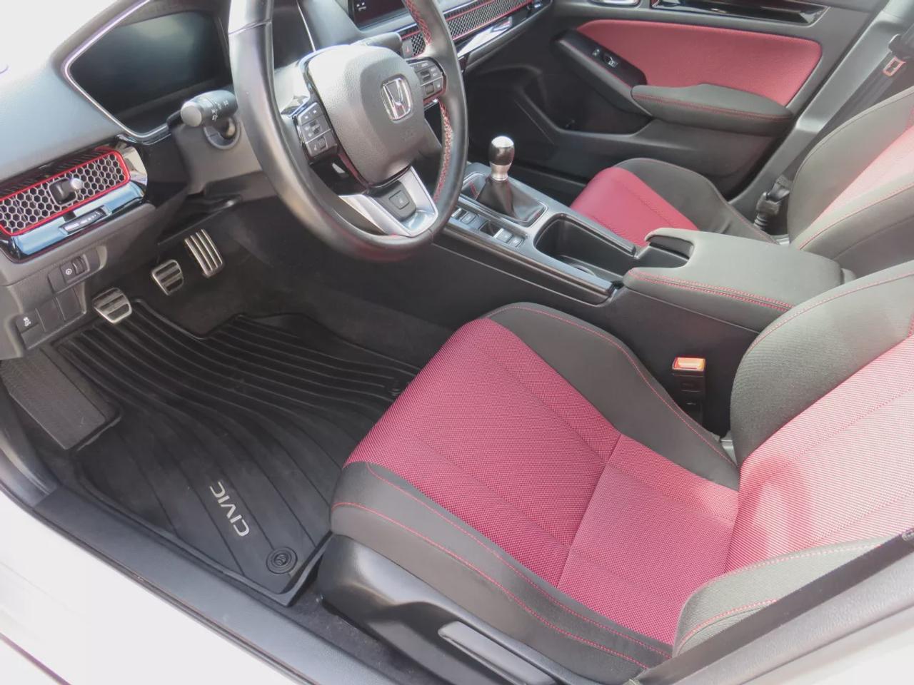 2025 Honda Civic SI Sedan Si | LOW KMS | FWD | Manual | Alloy Wheels | Sport Seats | Heated Front & Rear Seats | Heated Steering Wheel | Climate Control | Sunroof | Touchscreen Display | Wireless Apple CarPlay & Android Auto | Google Built-In | Bluetooth | Wireless Phone  Photo