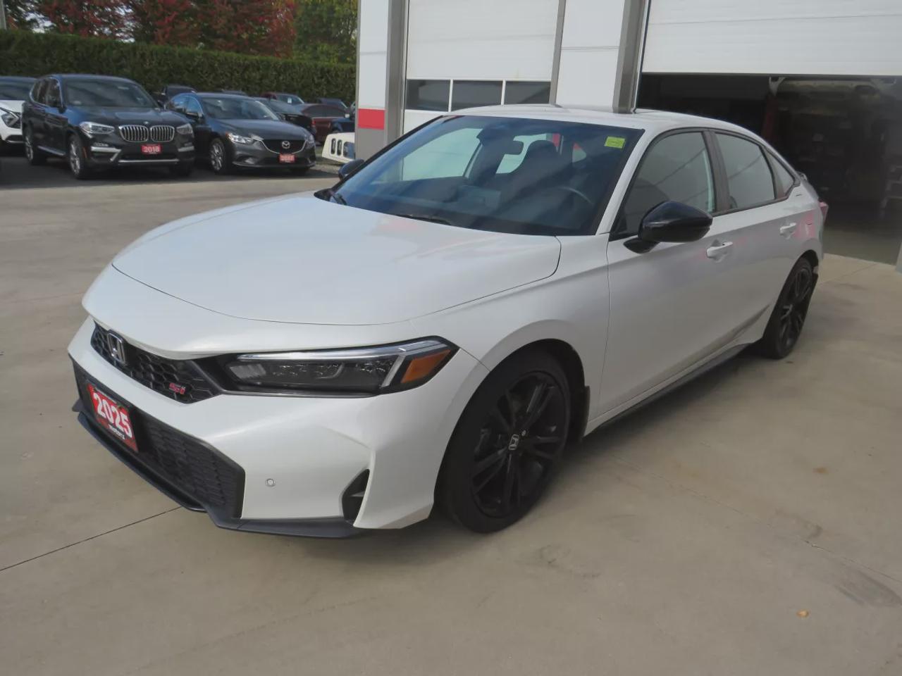 2025 Honda Civic SI Sedan Si | LOW KMS | FWD | Manual | Alloy Wheels | Sport Seats | Heated Front & Rear Seats | Heated Steering Wheel | Climate Control | Sunroof | Touchscreen Display | Wireless Apple CarPlay & Android Auto | Google Built-In | Bluetooth | Wireless Phone  Photo