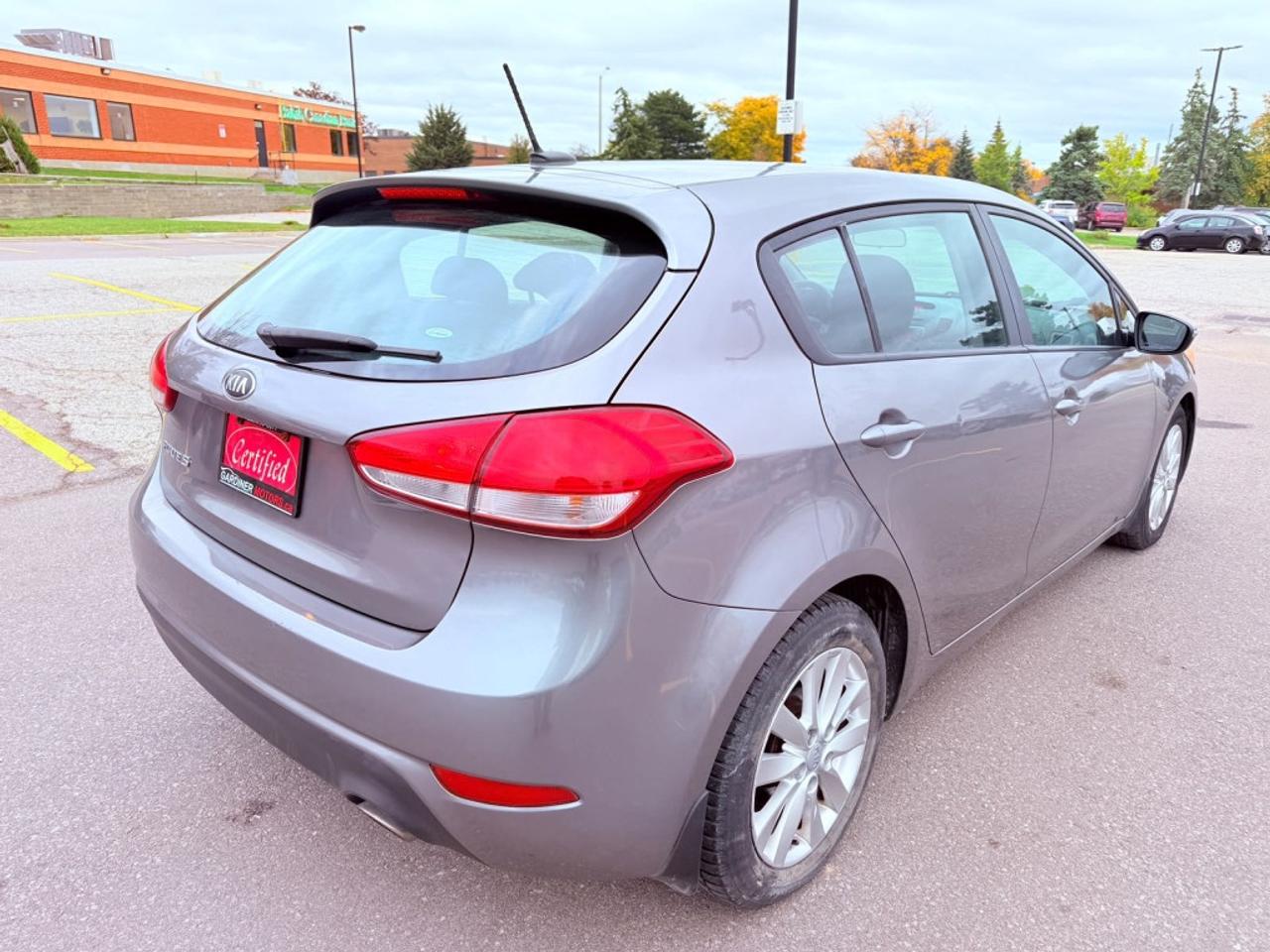 2016 Kia Forte 4dr Sedan Automatic EX SE Photo