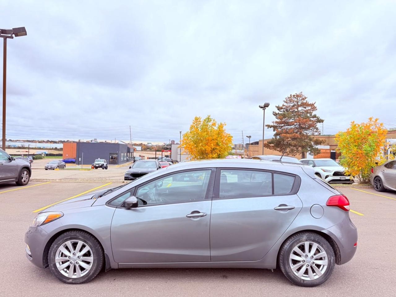 2016 Kia Forte 4dr Sedan Automatic EX SE Photo