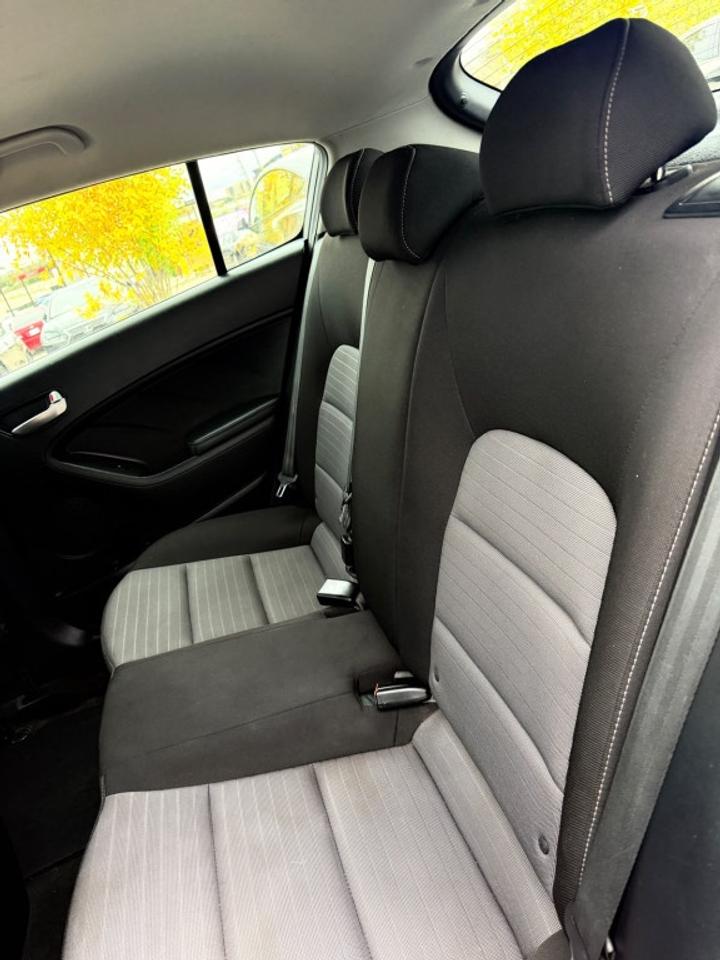 2016 Kia Forte 4dr Sedan Automatic EX SE Photo