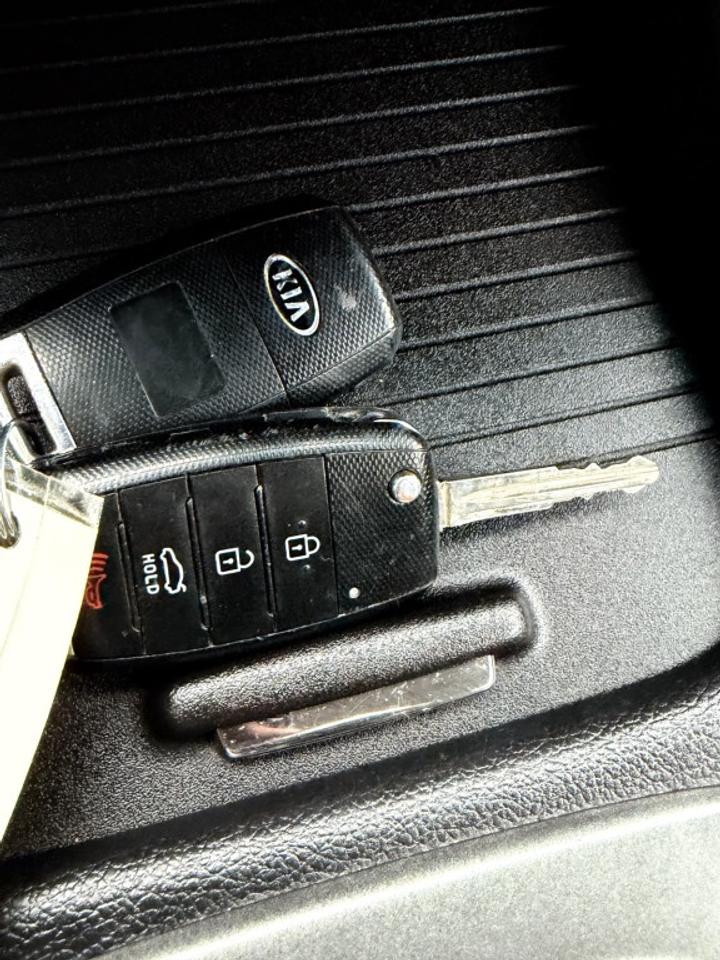 2016 Kia Forte 4dr Sedan Automatic EX SE Photo