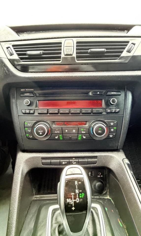 2012 BMW X1 xDrive28i Photo