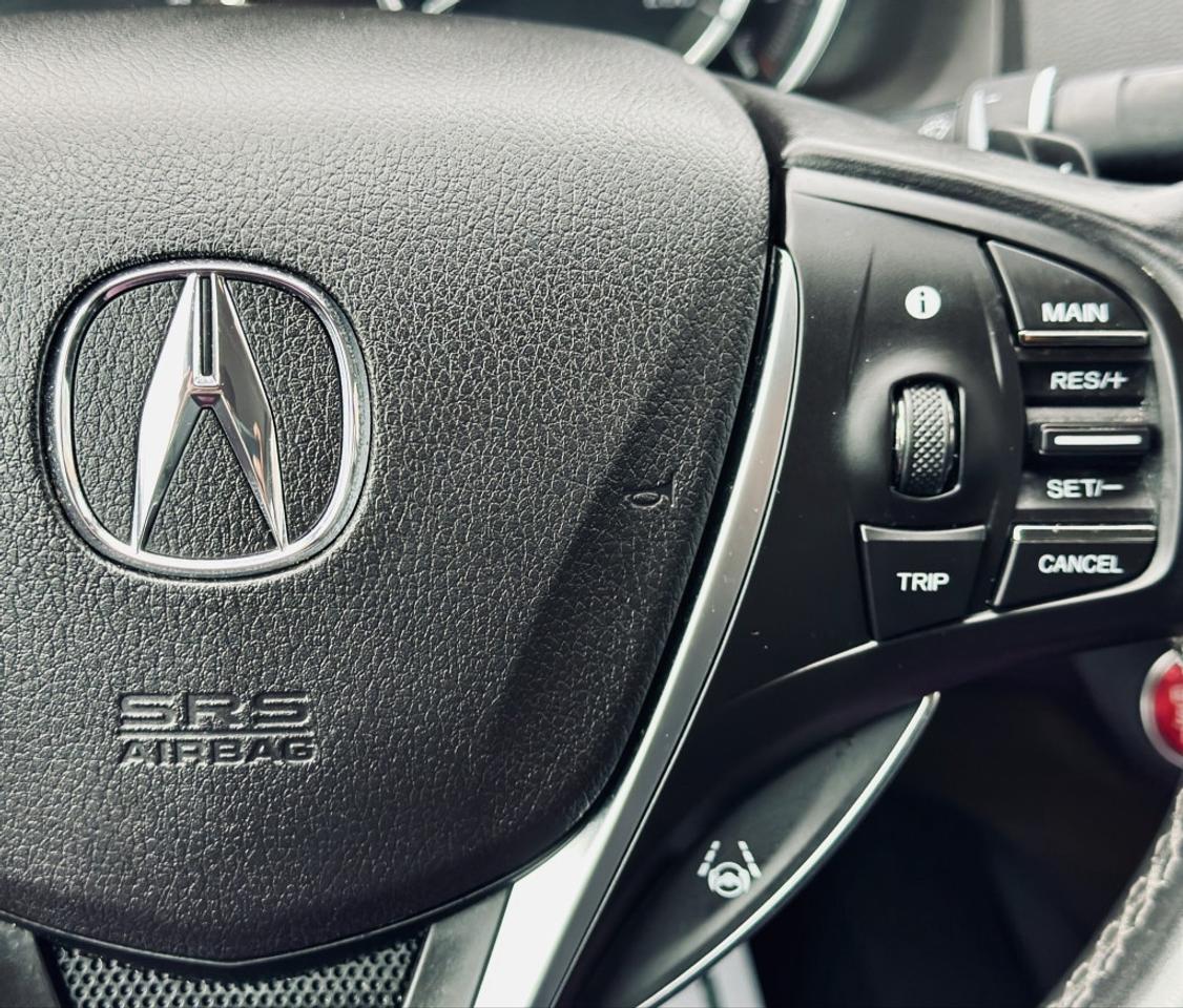 2017 Acura TLX FWD Photo