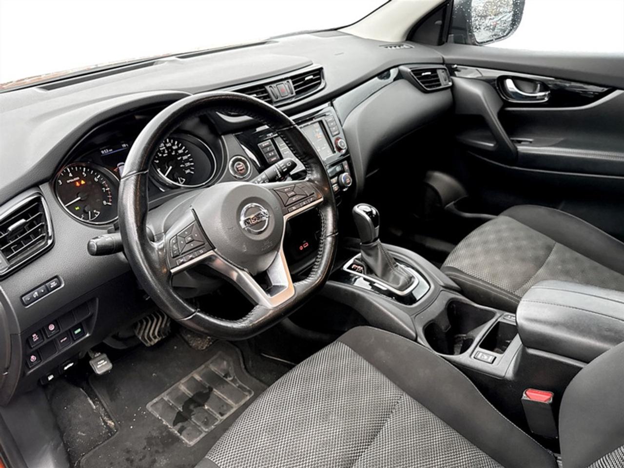 2020 Nissan Qashqai SV Photo