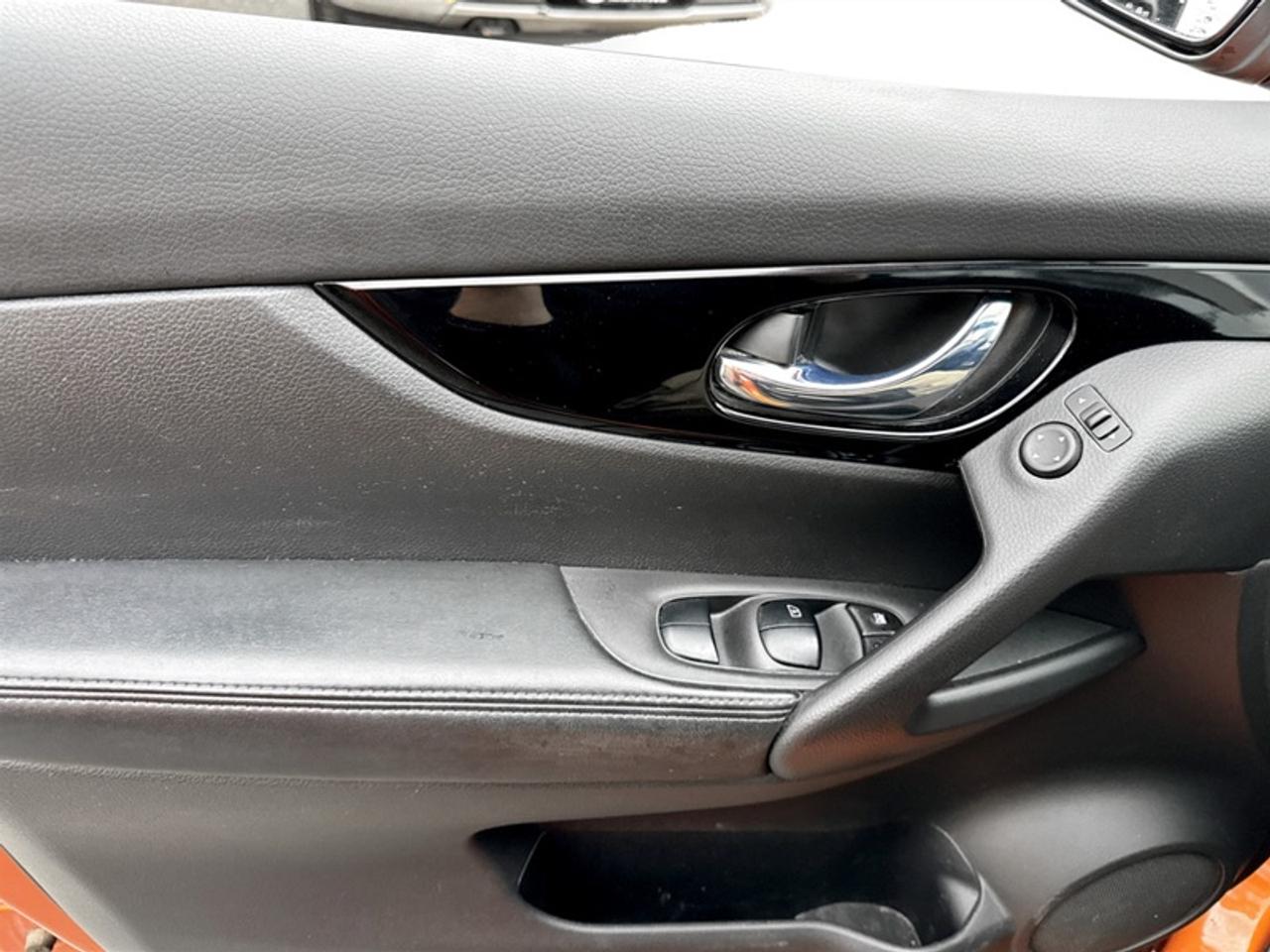 2020 Nissan Qashqai SV Photo