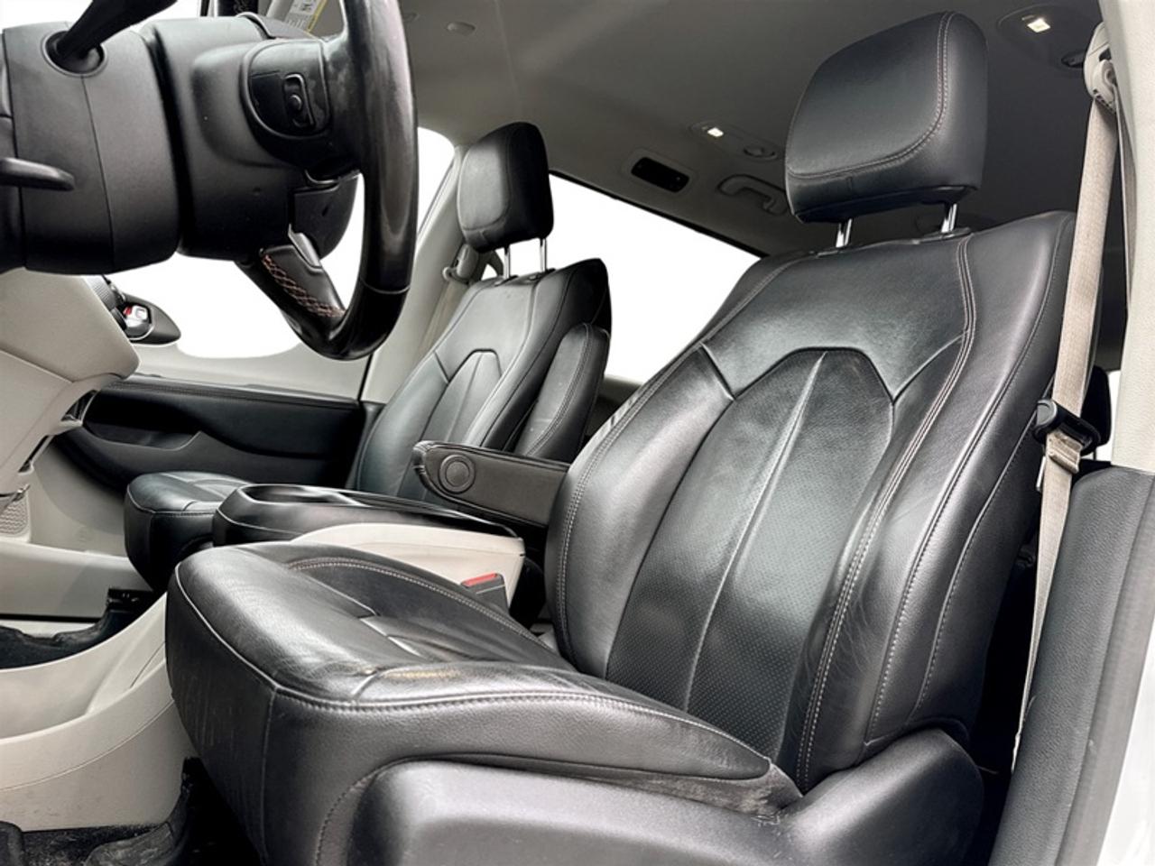 2020 Chrysler Pacifica Touring-L Plus Photo