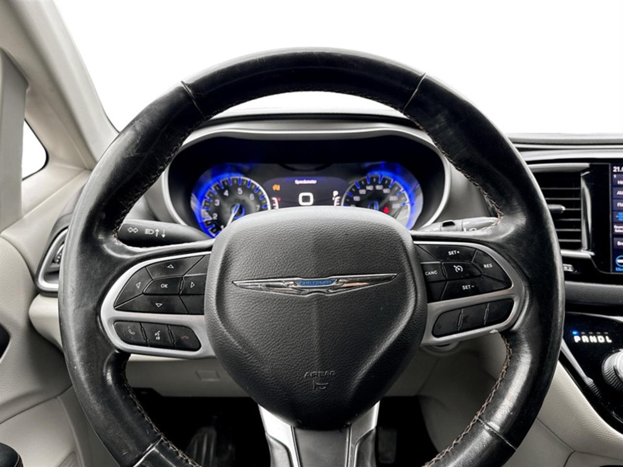 2020 Chrysler Pacifica Touring-L Plus Photo