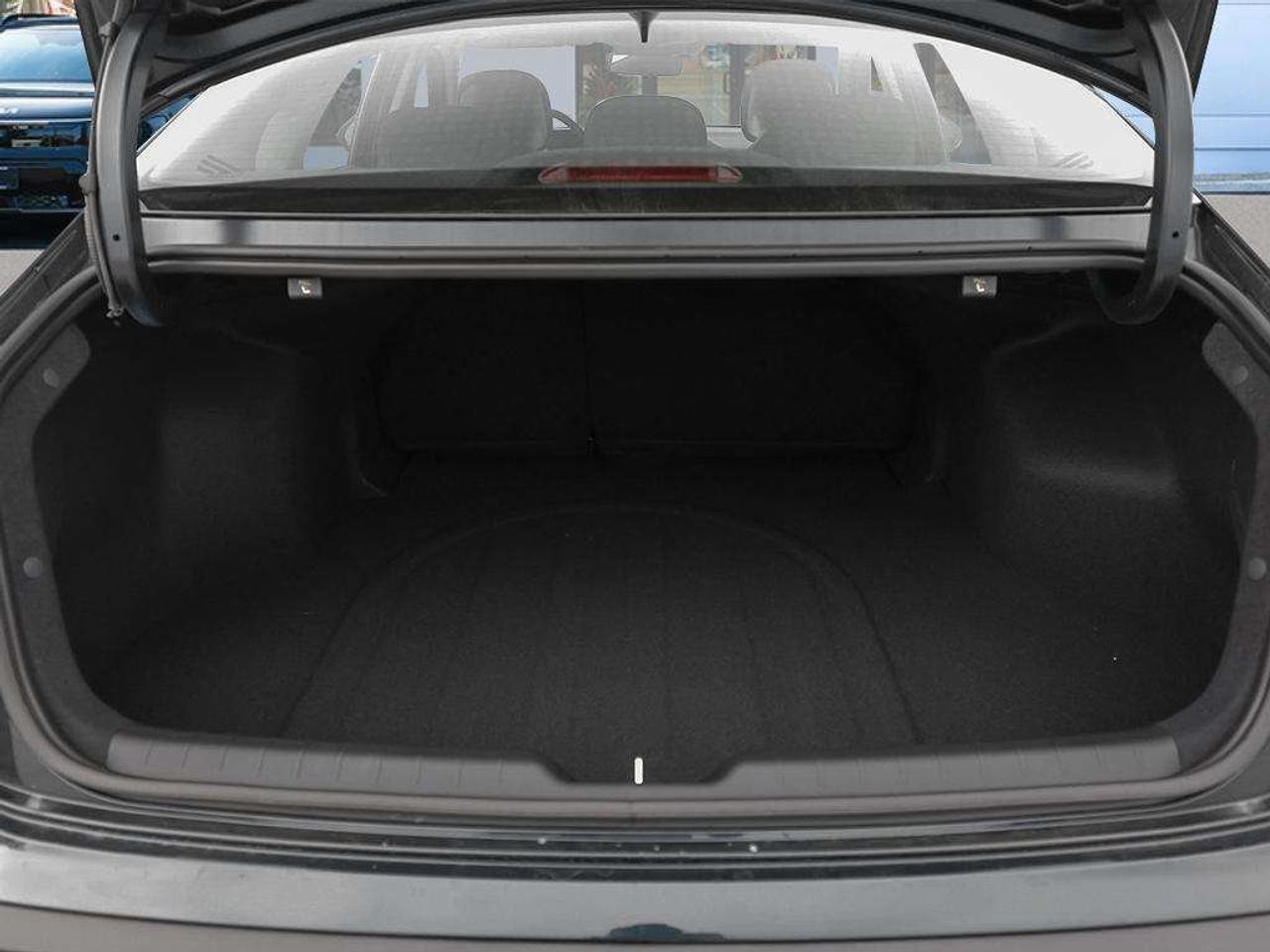 2026 Kia K4 GT-Line Turbo Limited Photo