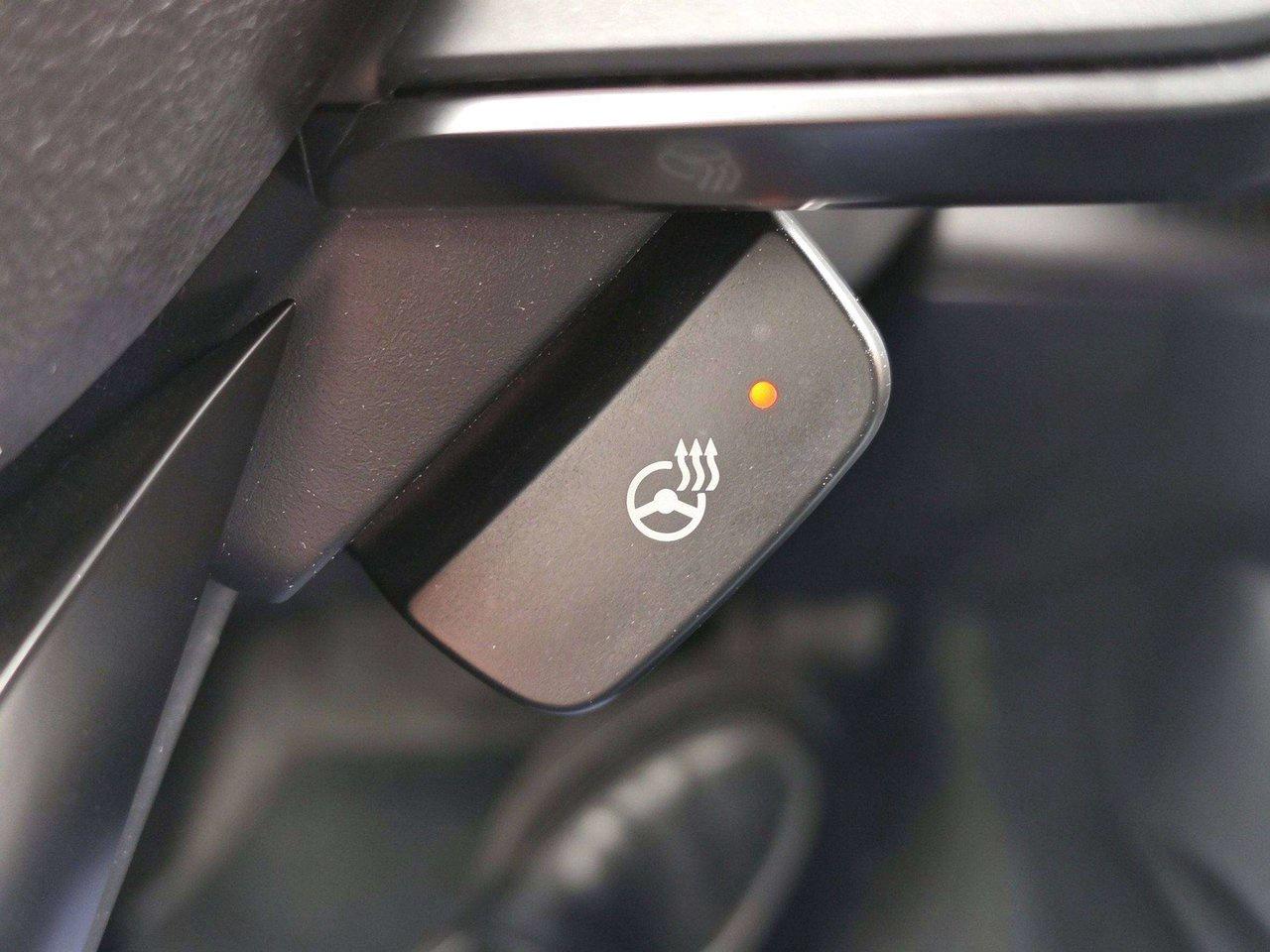 2025 Subaru Forester Touring   AWD   Low KM   Heated Steering Wheel Photo