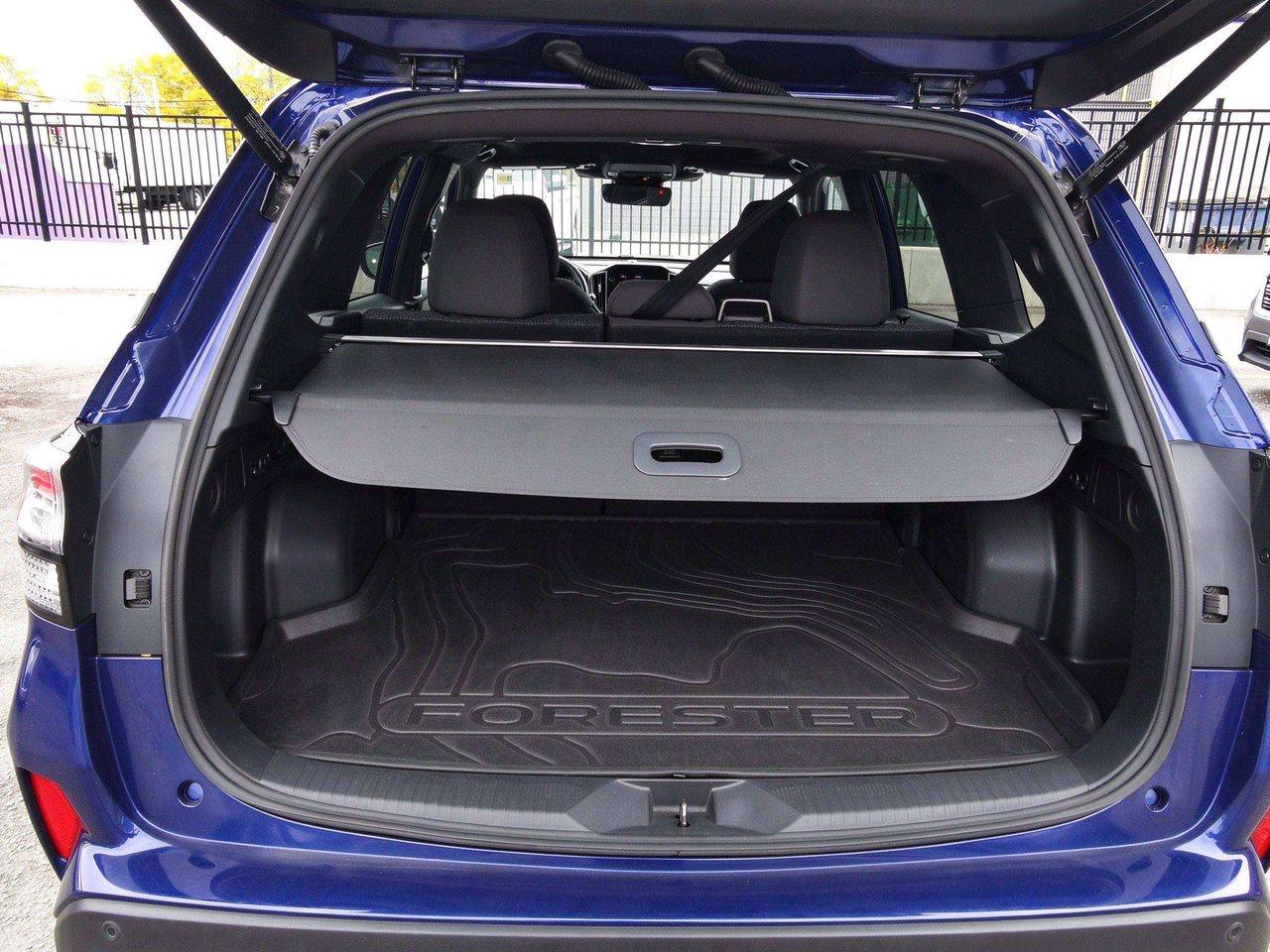 2025 Subaru Forester Touring   AWD   Low KM   Heated Steering Wheel Photo