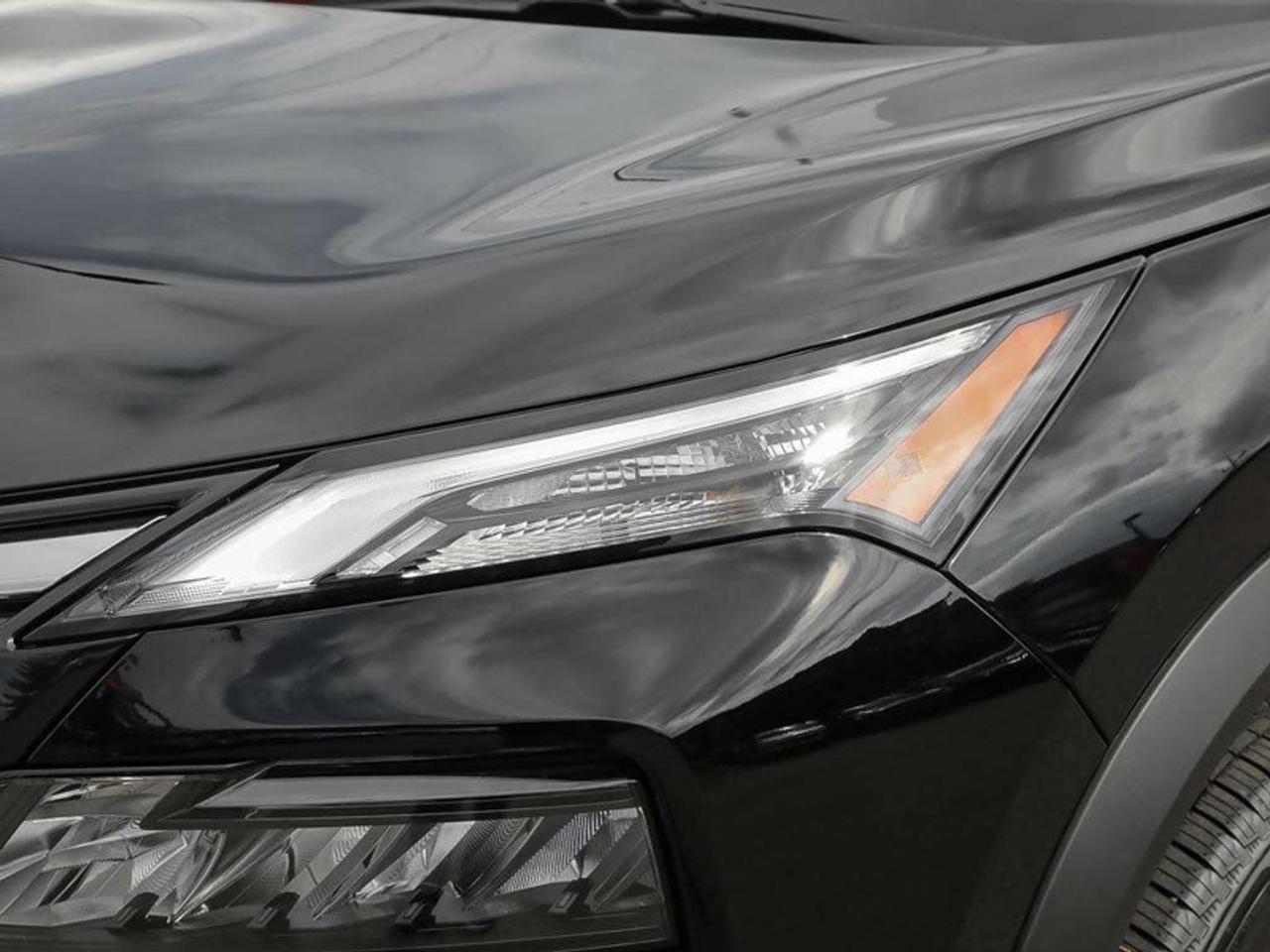 2026 Nissan Rogue SV Moonroof  - Sunroof -  Power Liftgate Photo
