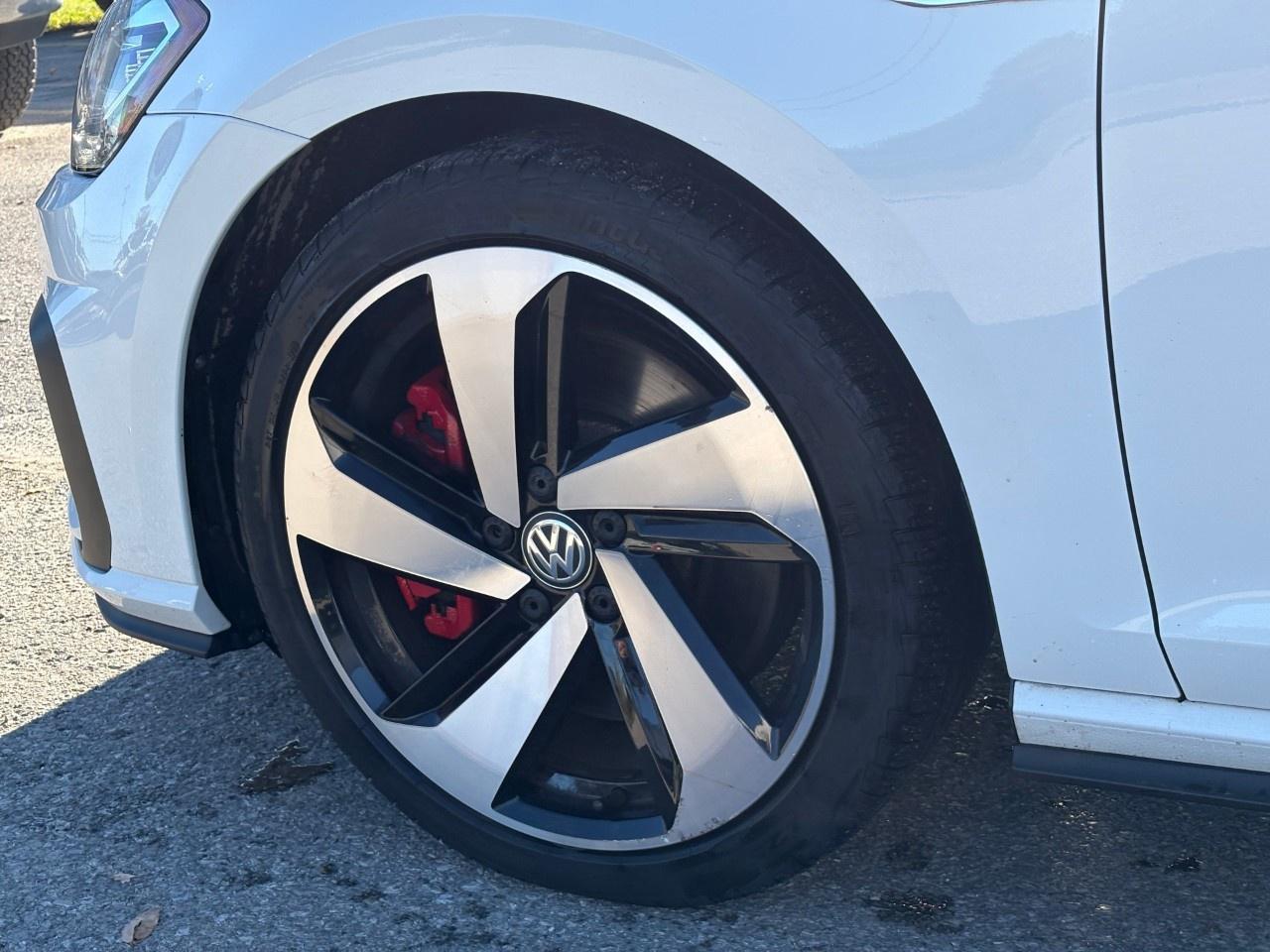 2019 Volkswagen Golf GTI AUTOBAHN MANUAL Photo