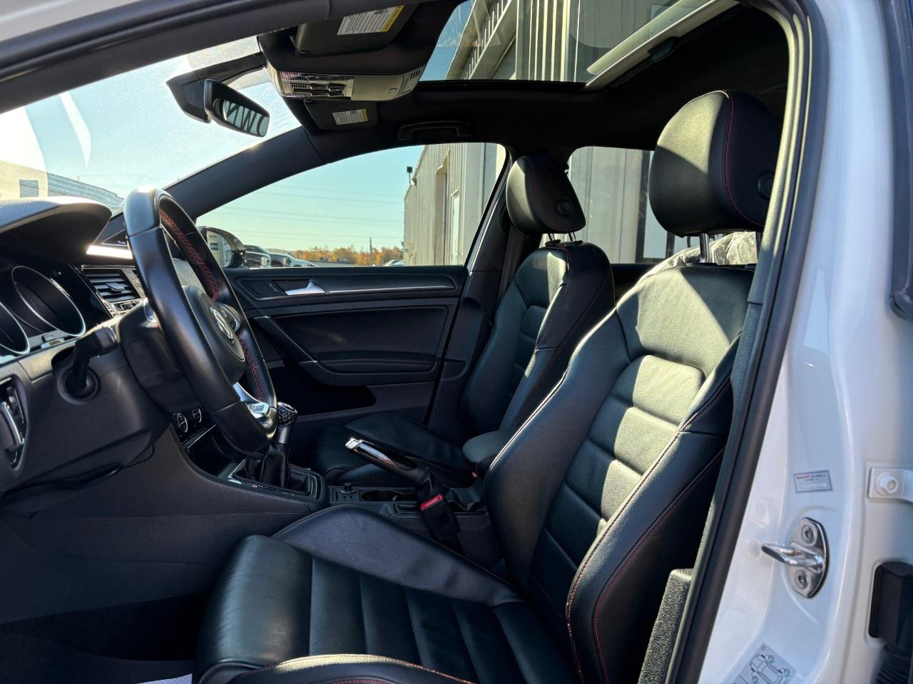 2019 Volkswagen Golf GTI AUTOBAHN MANUAL Photo