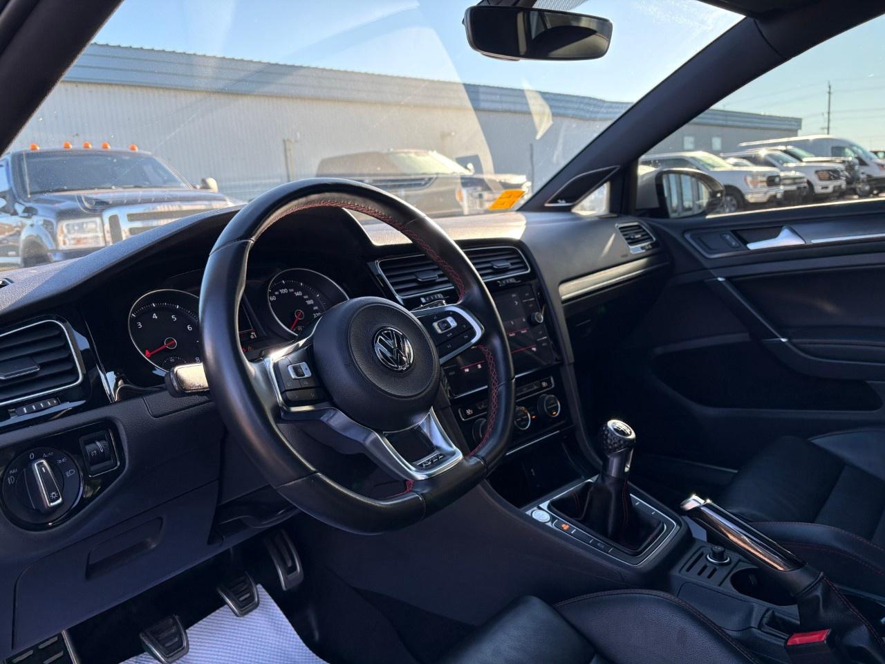 2019 Volkswagen Golf GTI AUTOBAHN MANUAL Photo
