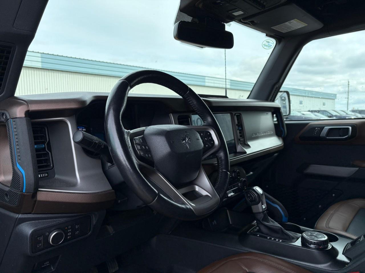 2021 Ford Bronco Outer Banks 4 Door Advanced 4x4 Photo