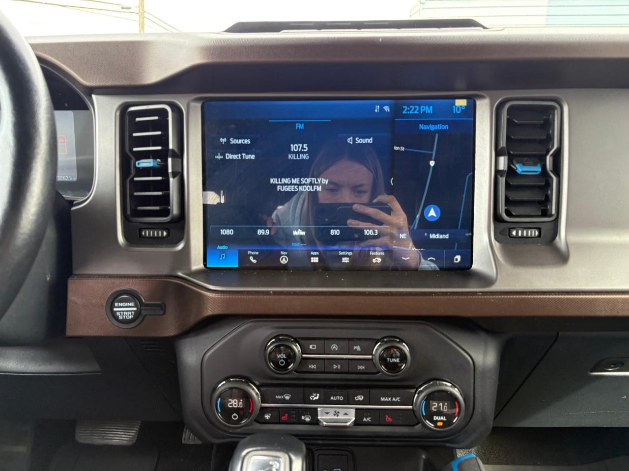 2021 Ford Bronco Outer Banks 4 Door Advanced 4x4 Photo