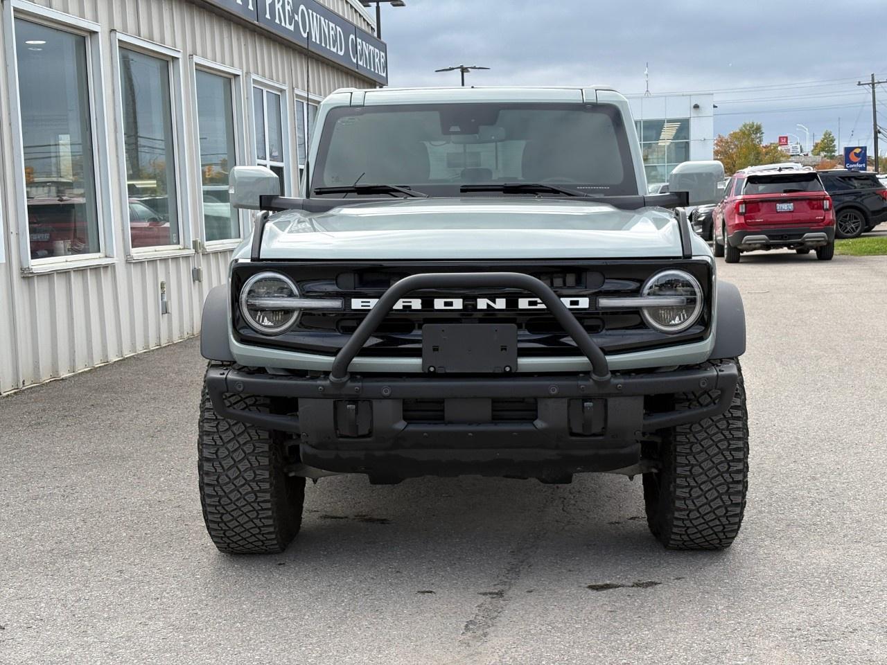 2024 Ford Bronco OUTER BANKS 4 DOOR 4X4 Photo